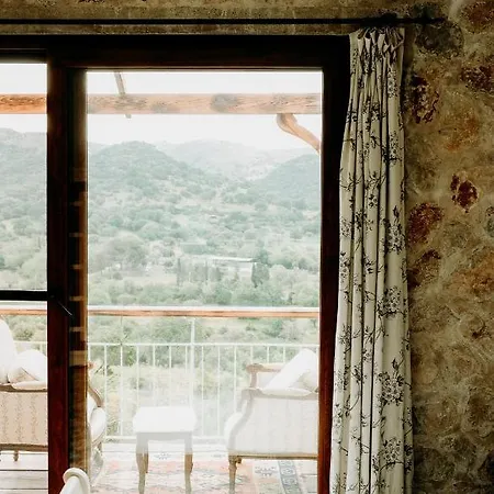 Alojamento de Turismo Rural Eco Farm Boutique Turgutreis